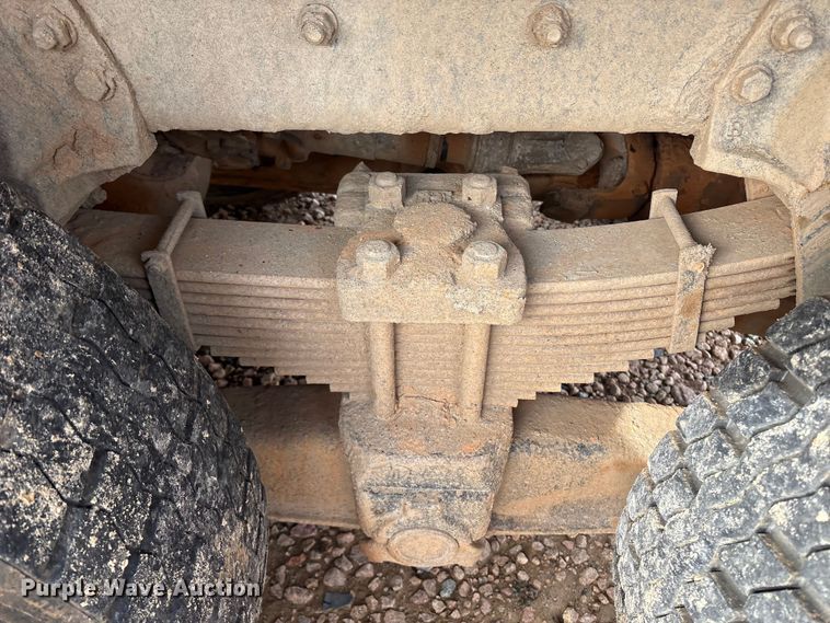 image for item YA1434 2008 Sterling L9500 dump truck