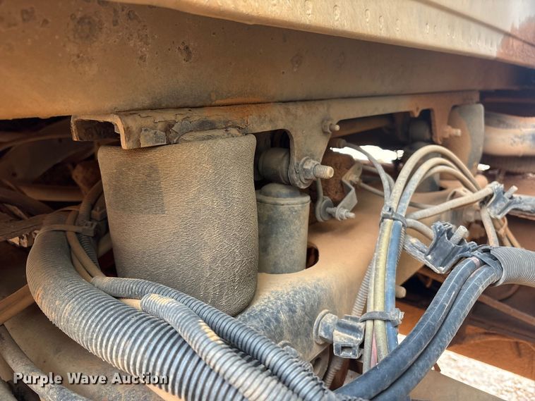 image for item YA1434 2008 Sterling L9500 dump truck