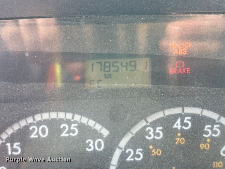 image for item YA1434 2008 Sterling L9500 dump truck