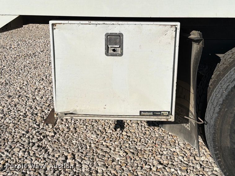 image for item YA1478 2011 Ford F750 Super Duty chipper truck