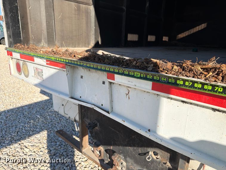 image for item YA1478 2011 Ford F750 Super Duty chipper truck