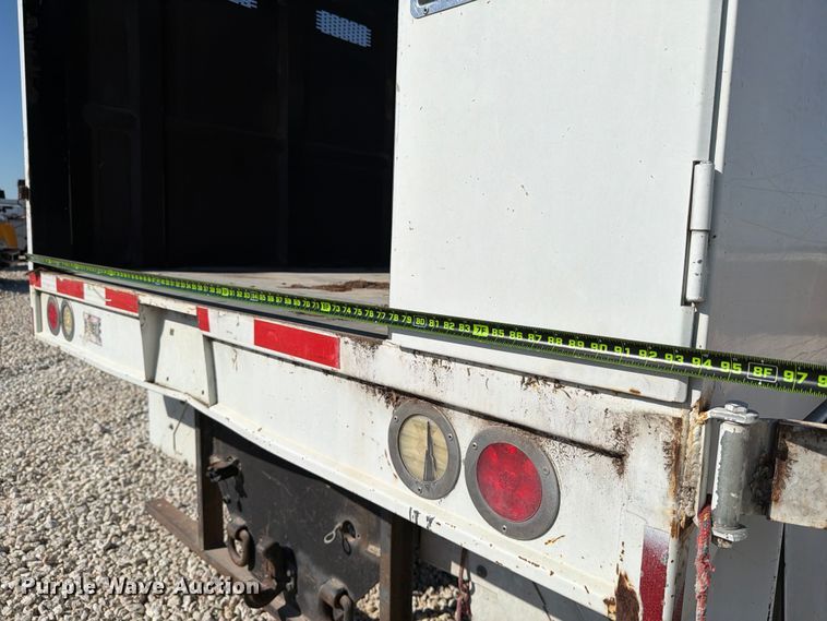 image for item YA1478 2011 Ford F750 Super Duty chipper truck