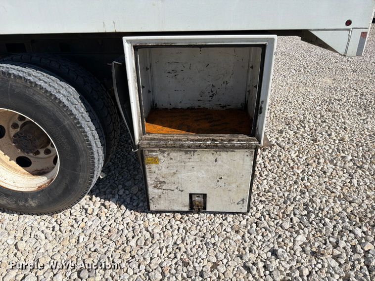 image for item YA1478 2011 Ford F750 Super Duty chipper truck