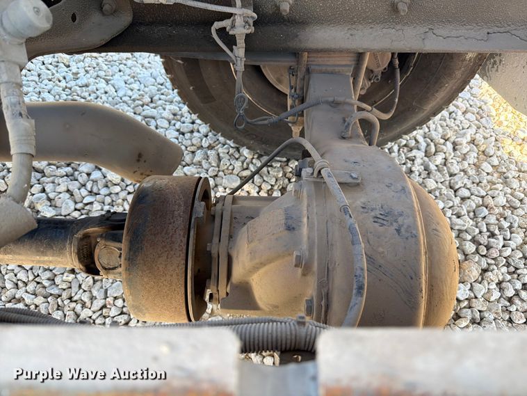 image for item YA1478 2011 Ford F750 Super Duty chipper truck