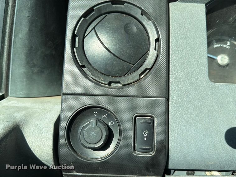 image for item YA1478 2011 Ford F750 Super Duty chipper truck