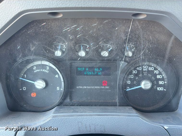 image for item YA1478 2011 Ford F750 Super Duty chipper truck