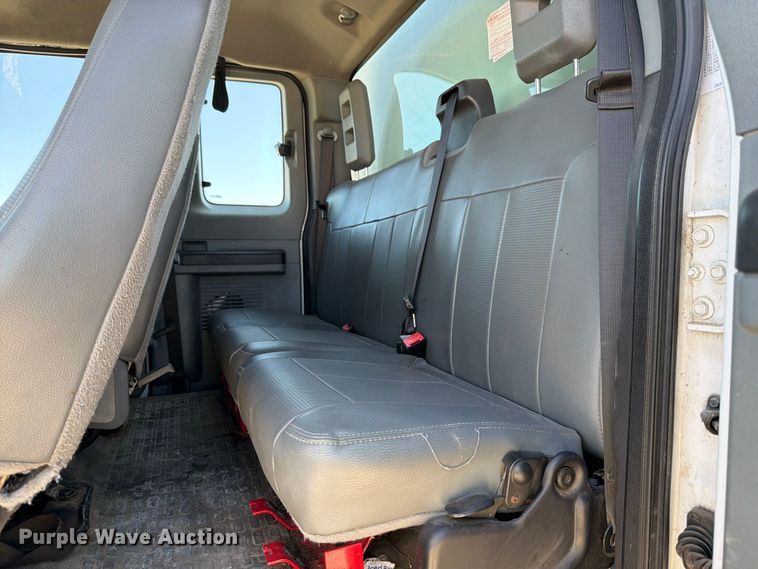 image for item YA1478 2011 Ford F750 Super Duty chipper truck