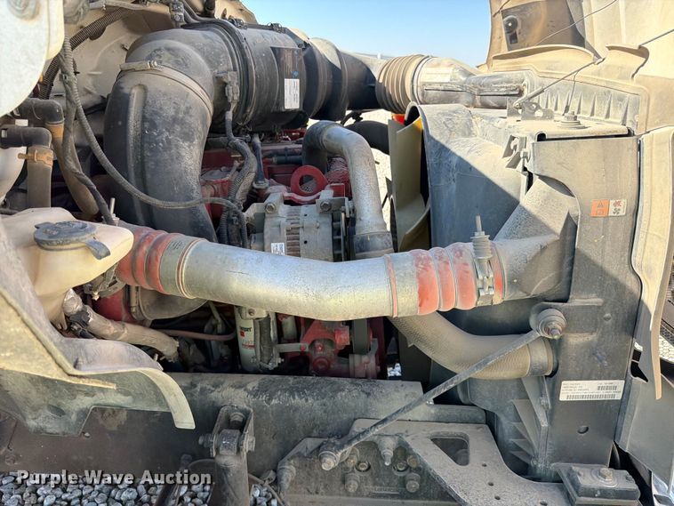 image for item YA1478 2011 Ford F750 Super Duty chipper truck