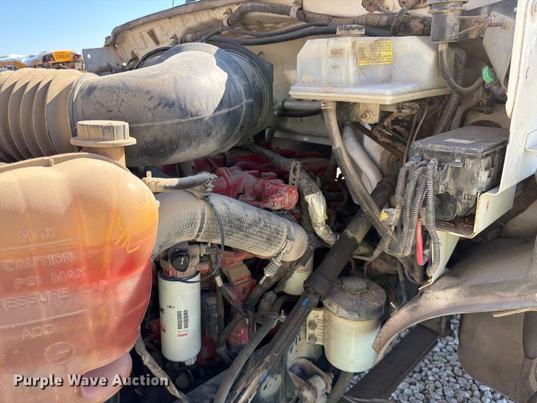 image for item YA1478 2011 Ford F750 Super Duty chipper truck