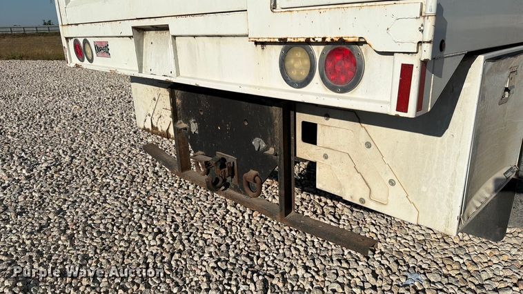 image for item YA1479 2011 Ford F750 Super Duty chipper truck