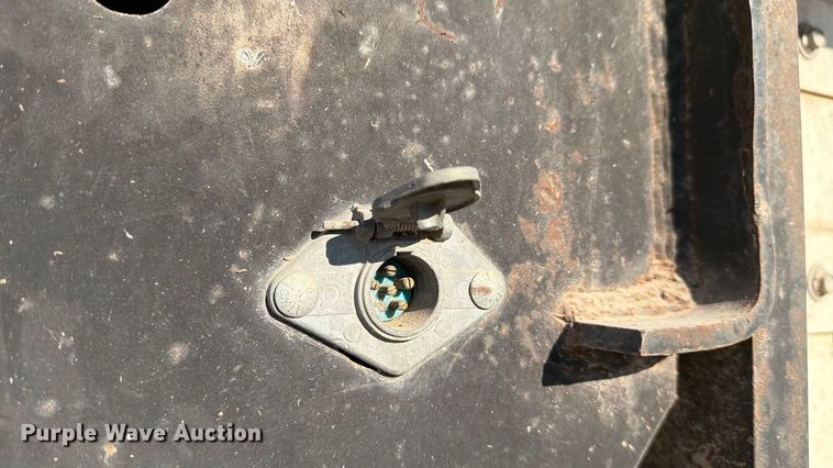 image for item YA1479 2011 Ford F750 Super Duty chipper truck