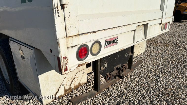 image for item YA1479 2011 Ford F750 Super Duty chipper truck