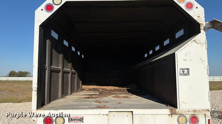 image for item YA1479 2011 Ford F750 Super Duty chipper truck