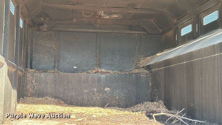 image for item YA1479 2011 Ford F750 Super Duty chipper truck