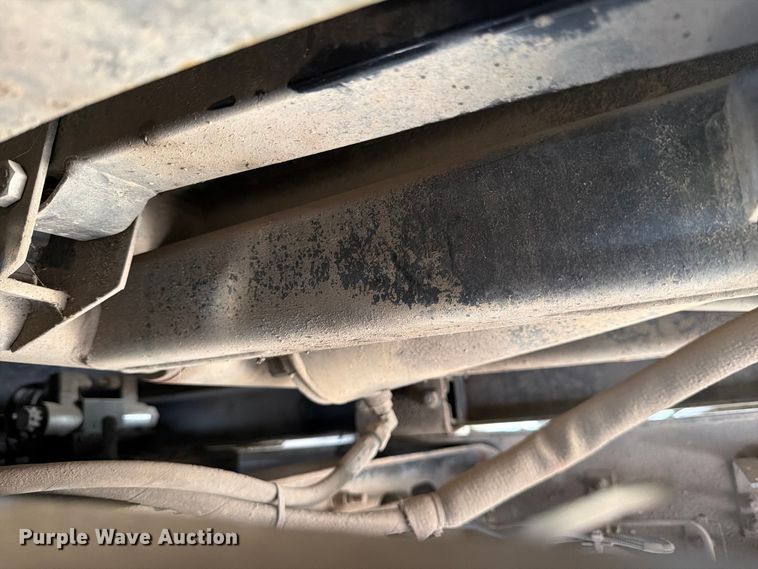 image for item YA1479 2011 Ford F750 Super Duty chipper truck