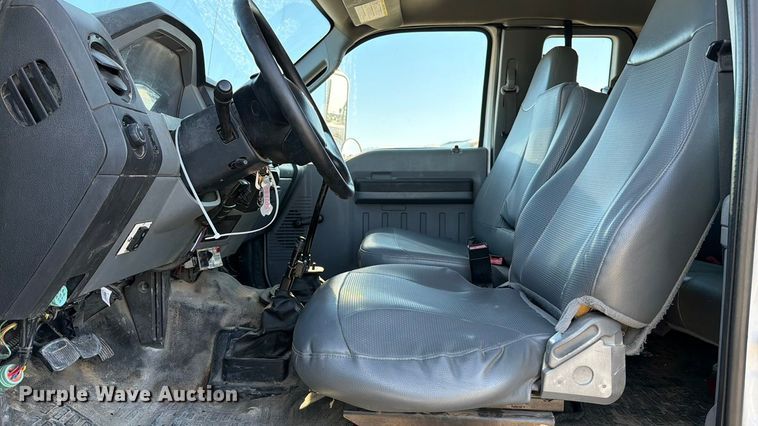 image for item YA1479 2011 Ford F750 Super Duty chipper truck