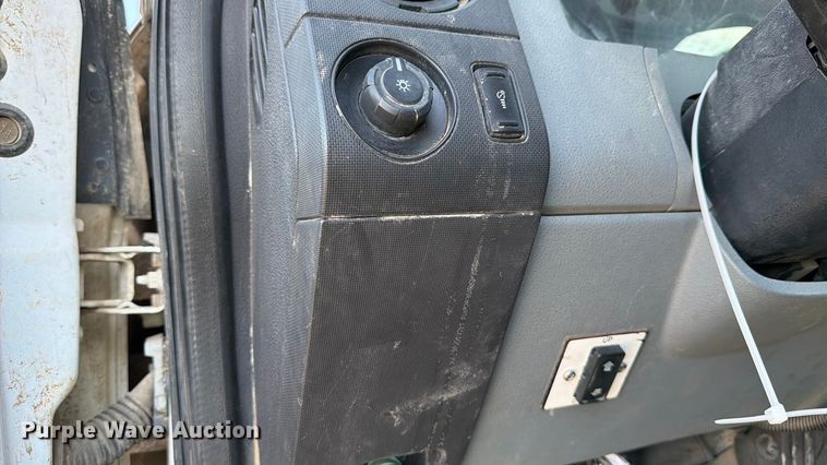 image for item YA1479 2011 Ford F750 Super Duty chipper truck