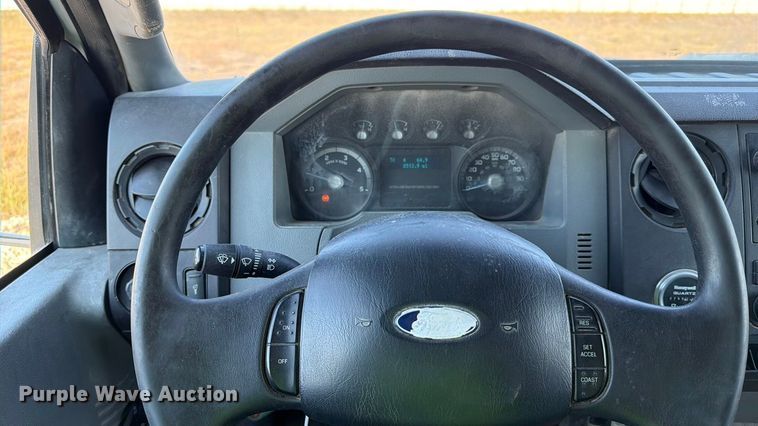 image for item YA1479 2011 Ford F750 Super Duty chipper truck