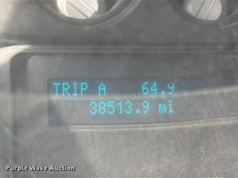 image for item YA1479 2011 Ford F750 Super Duty chipper truck