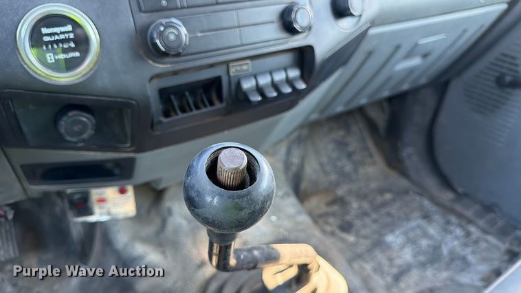 image for item YA1479 2011 Ford F750 Super Duty chipper truck