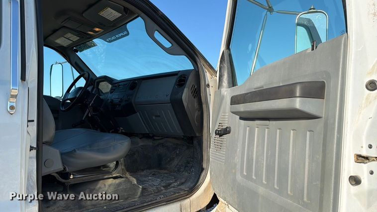 image for item YA1479 2011 Ford F750 Super Duty chipper truck