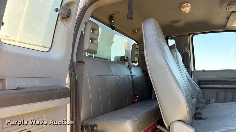 image for item YA1479 2011 Ford F750 Super Duty chipper truck