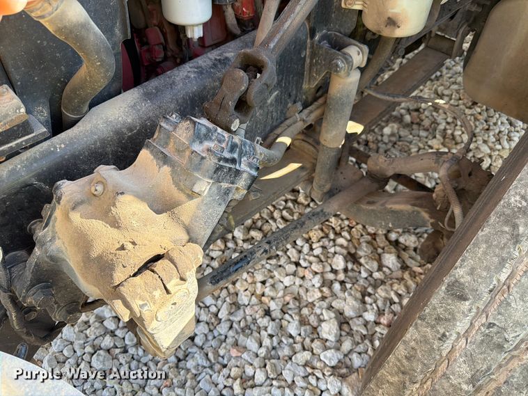 image for item YA1479 2011 Ford F750 Super Duty chipper truck