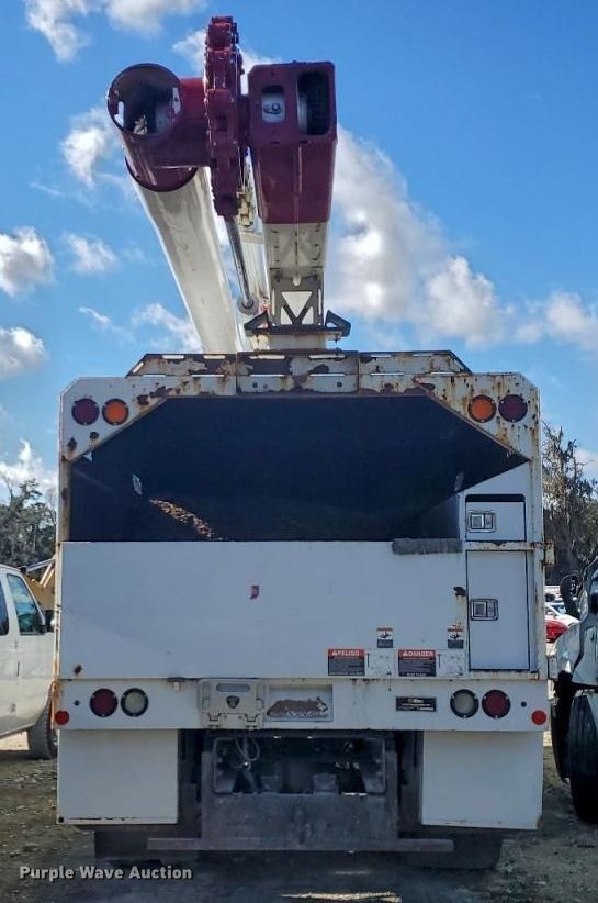 image for item YA1585 2018 International 4300 forestry bucket truck