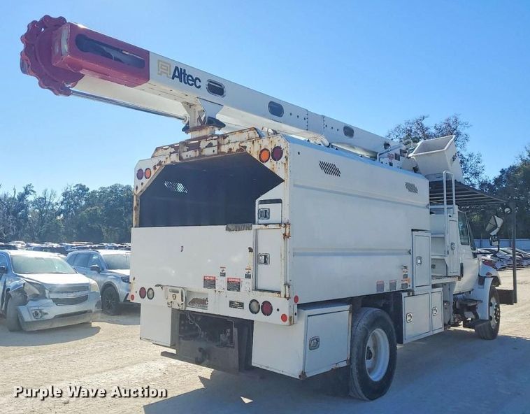 image for item YA1585 2018 International 4300 forestry bucket truck