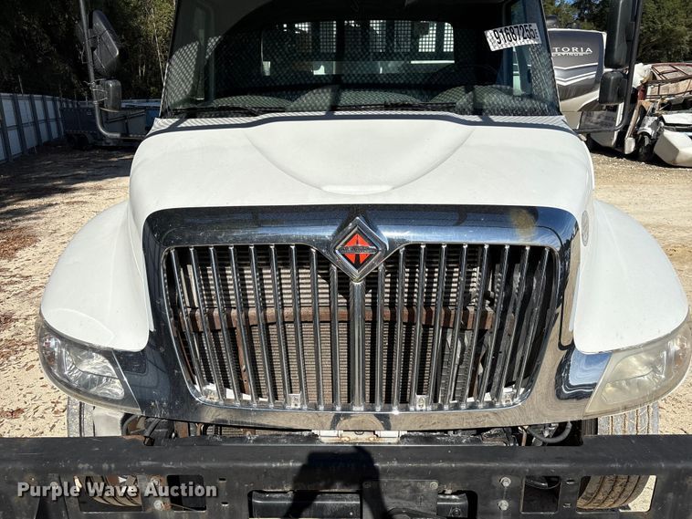 image for item YA1585 2018 International 4300 forestry bucket truck