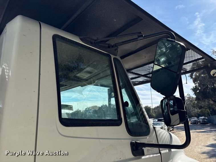 image for item YA1585 2018 International 4300 forestry bucket truck