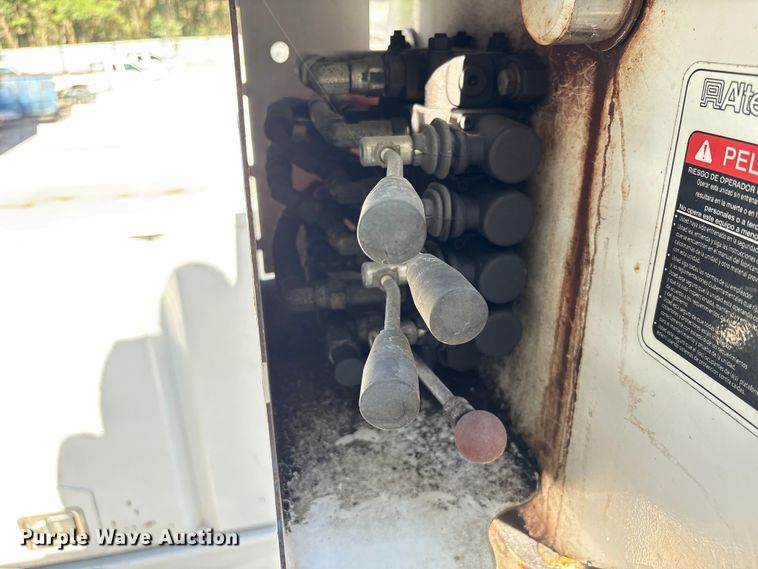 image for item YA1585 2018 International 4300 forestry bucket truck