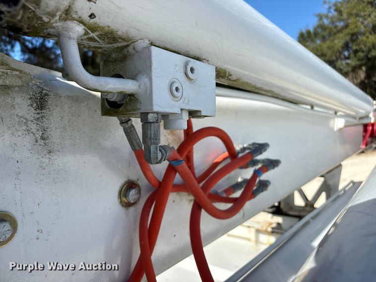 image for item YA1585 2018 International 4300 forestry bucket truck