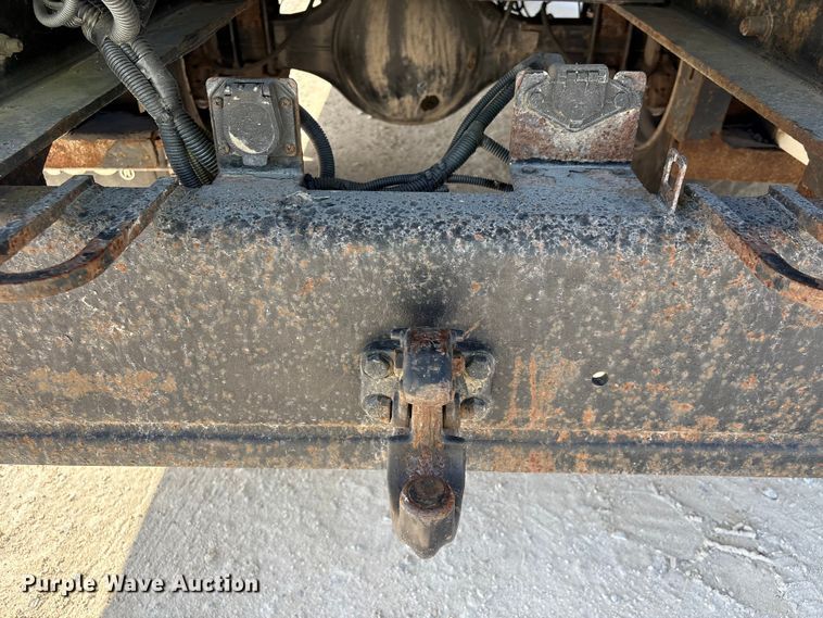 image for item YA1585 2018 International 4300 forestry bucket truck