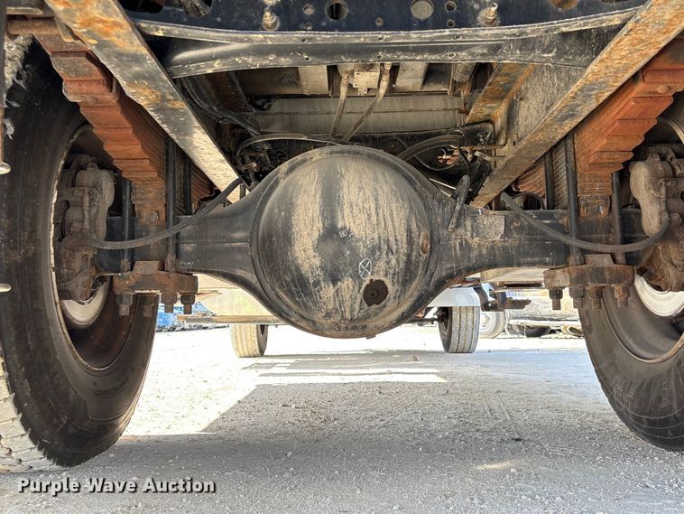 image for item YA1585 2018 International 4300 forestry bucket truck