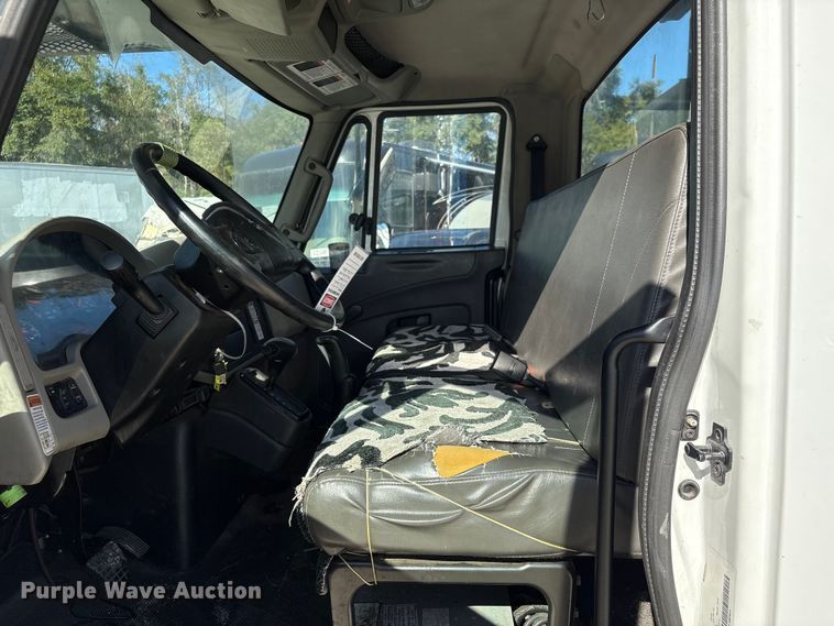 image for item YA1585 2018 International 4300 forestry bucket truck