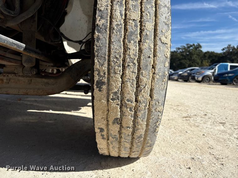 image for item YA1585 2018 International 4300 forestry bucket truck