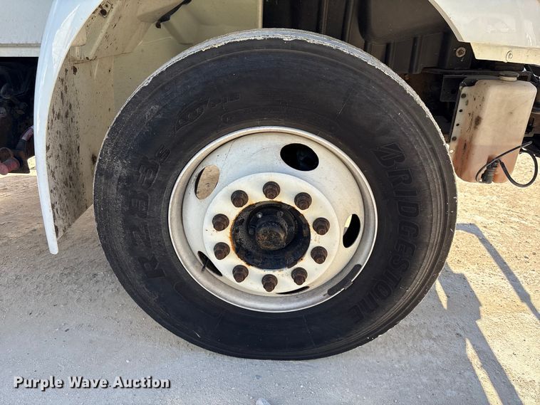 image for item YA1585 2018 International 4300 forestry bucket truck