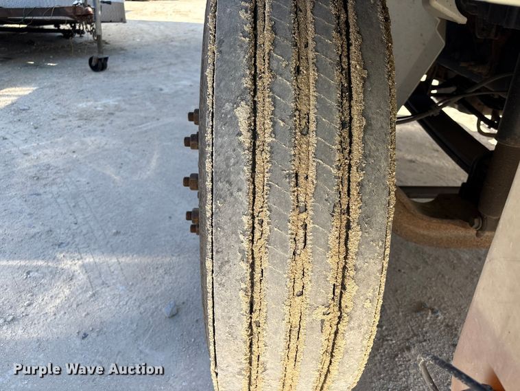 image for item YA1585 2018 International 4300 forestry bucket truck