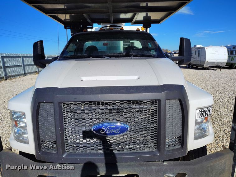 image for item YA1590 2017 Ford F750 Super Duty forestry bucket truck