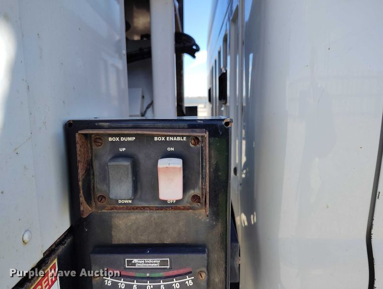 image for item YA1590 2017 Ford F750 Super Duty forestry bucket truck