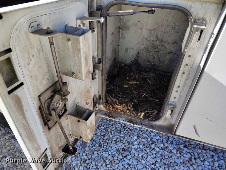 image for item YA1590 2017 Ford F750 Super Duty forestry bucket truck