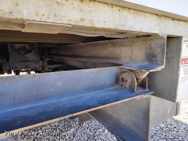 image for item YA1590 2017 Ford F750 Super Duty forestry bucket truck