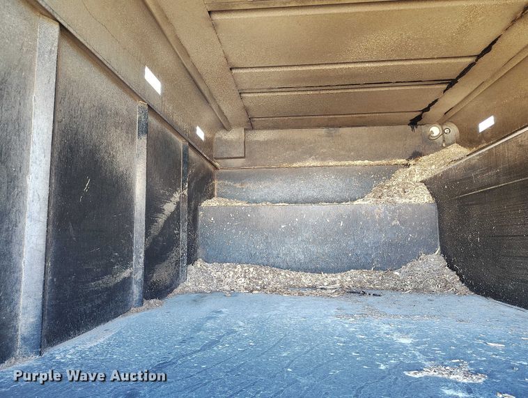 image for item YA1590 2017 Ford F750 Super Duty forestry bucket truck