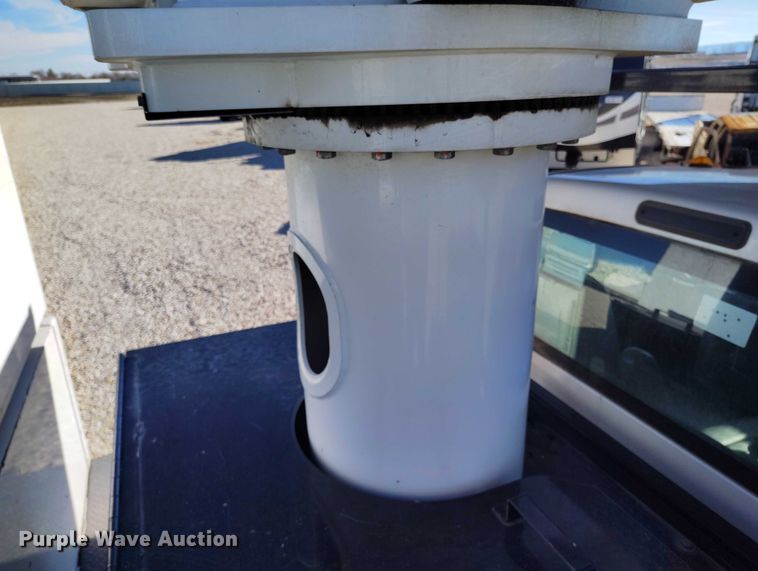 image for item YA1590 2017 Ford F750 Super Duty forestry bucket truck