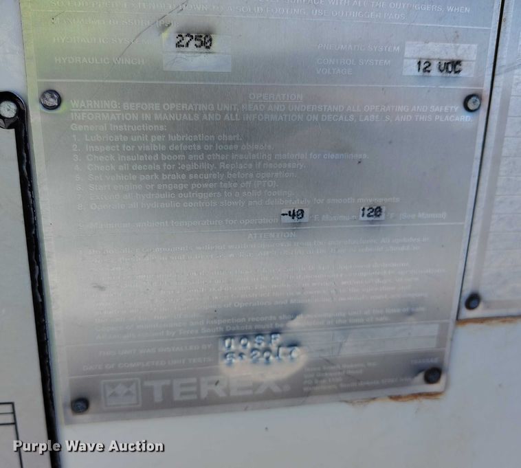 image for item YA1590 2017 Ford F750 Super Duty forestry bucket truck