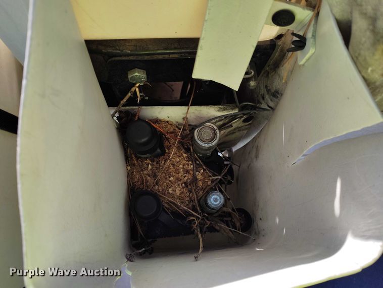 image for item YA1590 2017 Ford F750 Super Duty forestry bucket truck