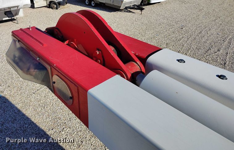 image for item YA1590 2017 Ford F750 Super Duty forestry bucket truck