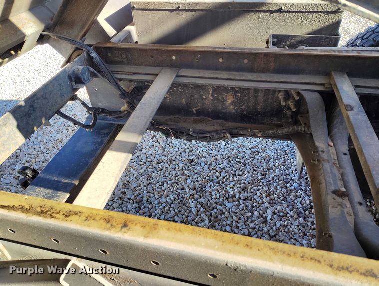 image for item YA1590 2017 Ford F750 Super Duty forestry bucket truck