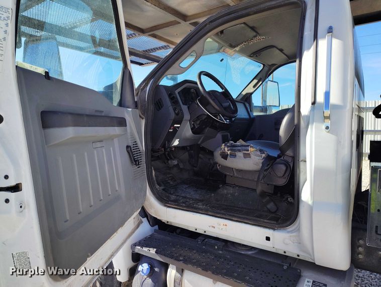 image for item YA1590 2017 Ford F750 Super Duty forestry bucket truck